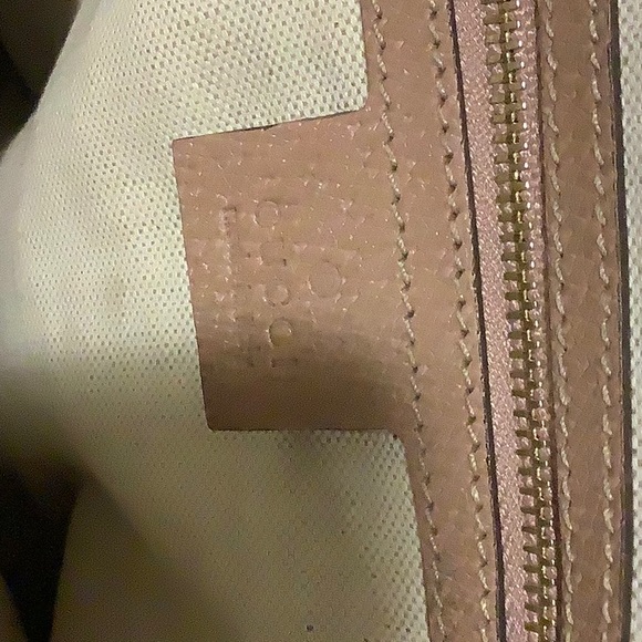Gucci Bag - Picture 6 of 7
